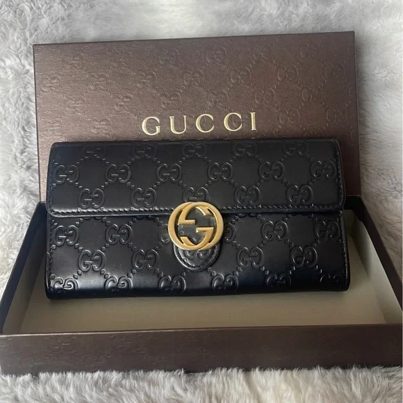SOLD Gucci Wallet